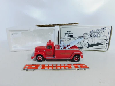 First Gear 1:34 10-1307 Carro Attrezzi Harvester FW Springfield Mint+Box #CA76-2 - Immagine 1 di 4