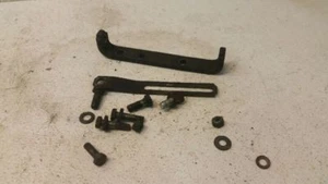 235 - 6 CYL Generator Bracket Set with Bolts for 1962 Chevrolet Impala - Imagen 1 de 12