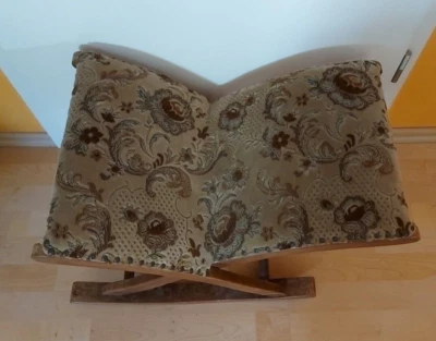 Fußwippe Fußbank Fußschaukel Fußhocker Beinschaukel Holzgestell Samtbezug 60er! - Bild 1 von 4