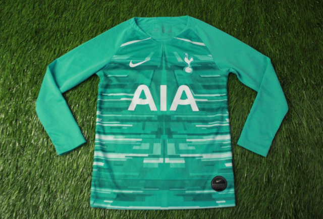 tottenham new goalkeeper kit