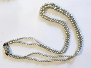 Perlkette mit Silberschließe aus der Zeit der 50er Jahre, Vintage - Picture 1 of 4