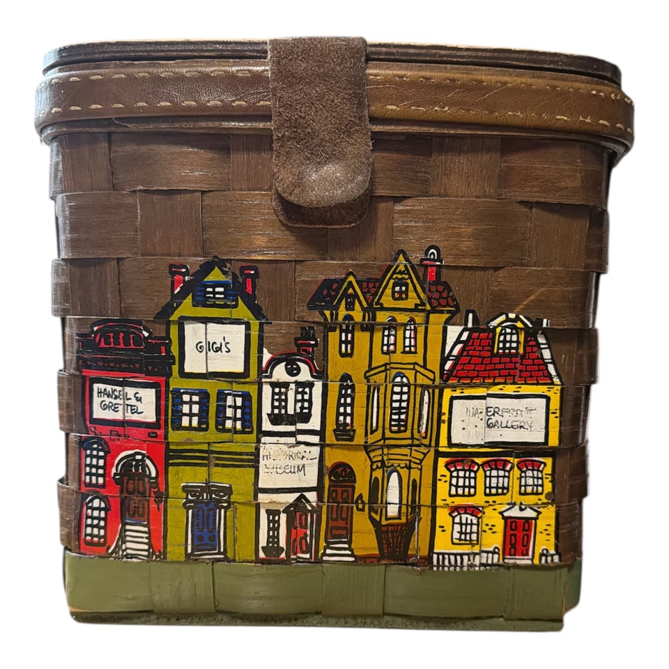 Vintage Caro-Nan Hansel & Gretel Basket Weave Signed Purse with Quilted Lining.  - Image 1 of 4