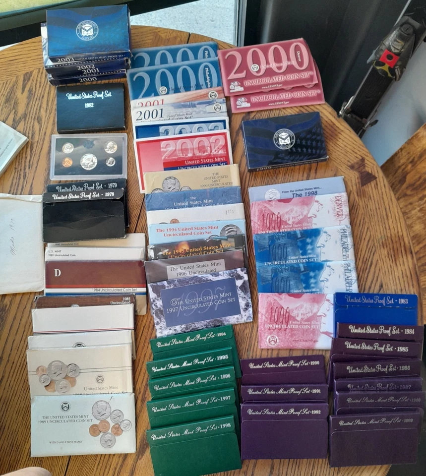  United States Proof Mint Sets 1968-2003 - Image 1 of 2