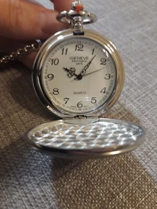 Geneve Pocket watch with chain - Picture 1 of 2