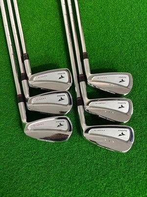 Bridgestone TourStage X-Blade Irons #5-9,Pw(6Clubs)/KBS Tour/Flex:Stiff - Image 1 of 4
