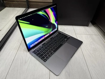 Apple MacBook Pro 13.3” Retina 2022 512GB SSD 16GB Ram 8C CPU 10C GPU M2 - Grey - Image 1 of 4