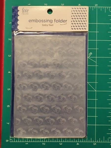 New Love Nicole Embossing Folder New Baby Feet Mother's Day Father's Adoption - Afbeelding 1 van 4
