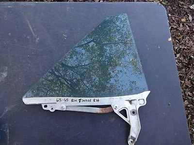 1963 1964 年别克 Riviera Gran Sport GS 右侧有色四分之一窗玻璃 — 第 1/4 张图片