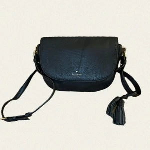 Kate Spade New York Black Pebbled Leather Saddle Crossbody Bag Tassel Magnetic - Picture 1 of 12
