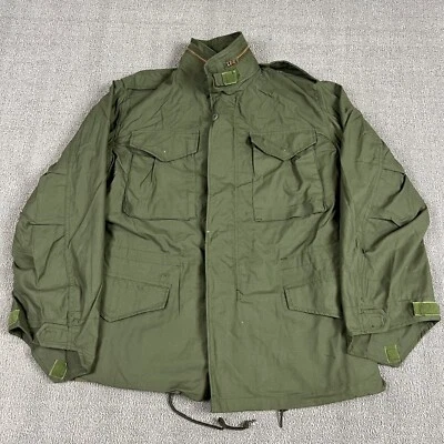Chaqueta de campo militar vintage M-65 OG-107 abrigo para clima frío para hombre pequeña hecha en EE. UU. Foto 1 de 4