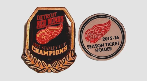2 NHL Detroit RED WINGS Pins,1997 Stanley Cup Champs & 2015-16 Season Ticket Pin Cover
