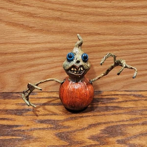 RAR Vintage Halloween Zellstoff Pappmaché bemalt Kreatur Monster Kobold - Bild 1 von 14