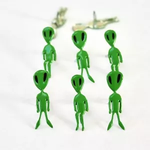 ALIEN   BRADS *  EYELET OUTLET  8 PCS OUTER SPACE NEW 2 DESIGNS**REDUCED - Picture 1 of 1
