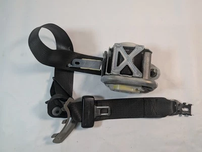 13-19 CADILLAC ATS ПЕРЕДНИЙ ЛЕВЫЙ ВОДИТЕЛЬ РЕМЕНЬ БЕЗОПАСНОСТИ НАТЯЖИТЕЛЬ OEM 23154528 - Изображение 1 из 4