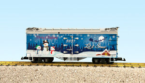 USA Trains R13039 CHRISTMAS 2021 BLUE & WHITE NEW LIMITED RUN REEFER  -  