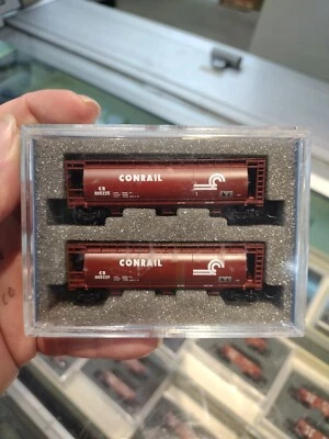 Z Scale Uncle Will's Conrail 51' Cylindrical Hopper WDW1024 Set #2 885225/885229 - Image 1 of 4
