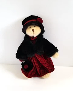 RUSS BERRIE Mariska hellbraun Teddybär Stofftier Plüsch 13 im roten Kleid schwarz - Bild 1 von 11