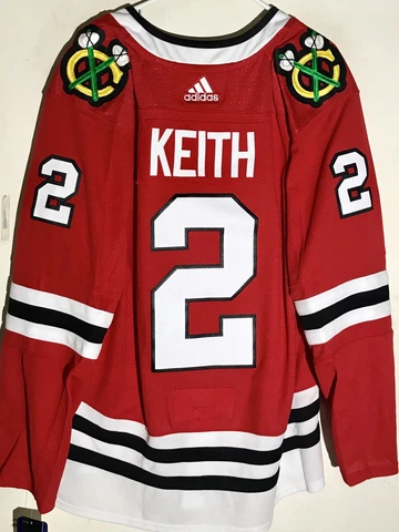 AUTHENTIC ADIDAS NHL JERSEY CHICAGO BLACKHAWKS DUNCAN KEITH RED SZ 50 Cover