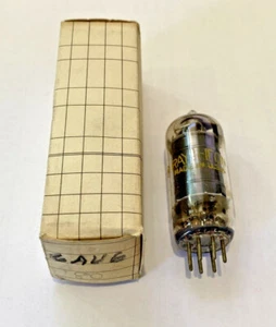 RAYTHEON 6AU6 VINTAGE ELECTRON TUBE MADE IN U.S.A. - Picture 1 of 5