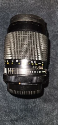 VINTAGE AUTO SUNAGOR 135mm f/2.8 Multi Macro Telephoto Lens  - Image 1 of 4
