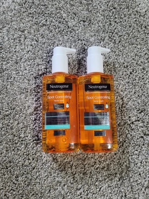 2 Neutrogena Spot Controlling Facial Wash Oil Free 6.7 Oz Ea Discontinued HTF  - Image 1 of 4