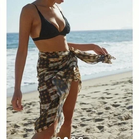 Vismaya Anthropologie Sarong Bufanda Rayón Negro Marrón Beige Estampado de Puntos 72"X38" Foto 1 de 4