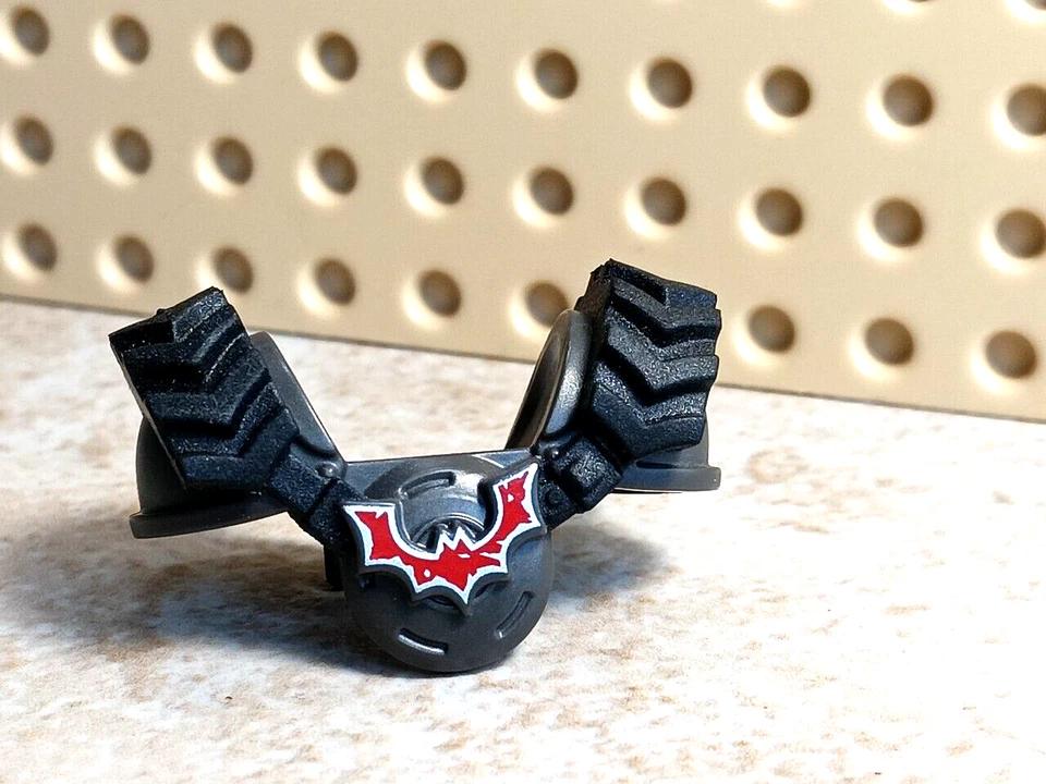 LEGO Batman Rubber Tire Armor Tread Shoulder Pads Chest LOGO Bruce Wayne Knight - Image 1 of 1