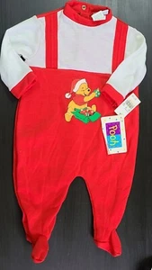 Vintage NOS Winnie the Pooh Unisex Christmas Footed Sleeper Sz M (12-18 Lbs) - Picture 1 of 9