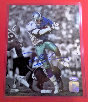 Autographed Ezekiel Elliot 8x10 Photo with COA - Image 1 of 3