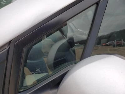 2010-2014 Honda Insight Front LH Door Vent Glass/Window (glass only)(AS2 tint) - Image 1 of 4