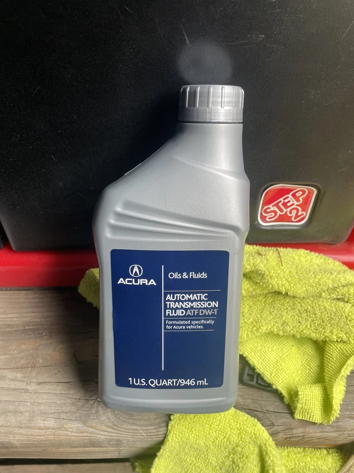 (2)  ACURA OEM ATF DW-1 Automatic Transmission Fluid SEALED HONDA 08200-9008A - Image 1 of 1