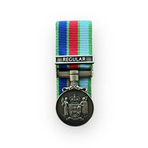 NZ Defence Medal - "Regular" Clasp  [Miniature] - Court Mounted - Picture 1 of 3