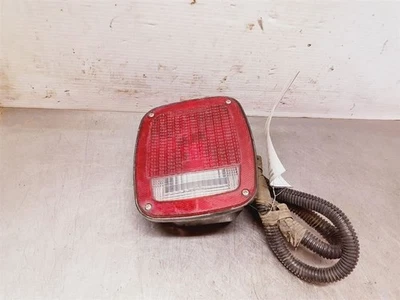 Driver Left Tail Light From 2016 Silverado 3500 9689239 - Image 1 of 4