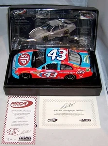 1:24 ACTION RCCA ELITE 2012 #43 STP RPM PETTY ARIC ALMIROLA AUTOGRAPHED 1/125 - Picture 1 of 6