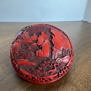 Vintage Oriental Finely Carved Cinnabar Laquered Trinket Box - Picture 1 of 7