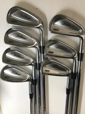 Titleist CB 716 Irons #4-9.P(7Clubs)/DG/Flex:S200/Iron set - Image 1 of 4