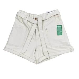 American Rag Sculpt Stretch Ultra Soft Hi Waist Off White Denim Shorts 30 and 31 - Picture 1 of 13