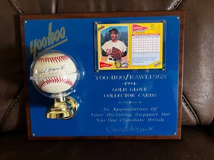 Phil Rizzuto (Yankees) signierter Baseball Yoo-hoo Rawlings Gold Handschuh Holz Plakette - Bild 1 von 5