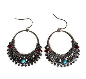 Pendientes de aro Tomr de plata bohemia con estilo turquesa y piedras rojas - Imagen 1 de 5