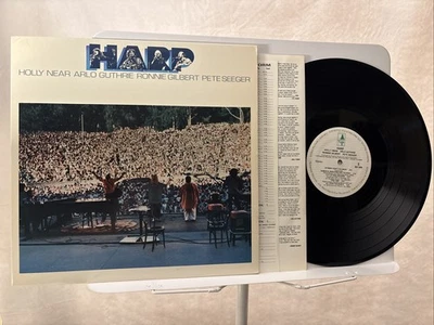 HARP (Holly Near, Arlo Guthrie, Ronnie Gilbert, Pete Seeger) 1985 Vinyl LP - EX - Imagem 1 de 4