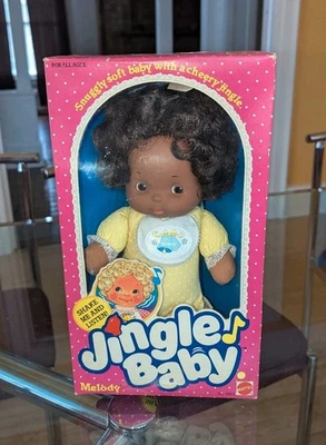 Boneca bebê vintage Mattel Melody Jingle tecido corpo plástico rosto chocalho carrilhão 1981 - Imagem 1 de 4
