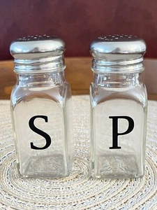 TableCraft Glass 2 Oz. Salt / Pepper Shakers - 2 Piece Set with Custom Vinyl S/P - Picture 1 of 2