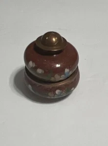 Vintage Cloisonne Salt Celler and Pepper Shaker Brass and Enamel Floral Patterns - Picture 1 of 7