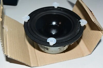 VIFA M13SG09 5.5” WOOFER 8 OHM FROM DENMARK RARE 516a3 BRAND NEW