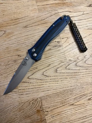 Benchmade Knife 710-1401 M390 McHenry Williams Black Blue G-10 Exclusive Sprint - Image 1 of 4