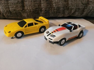 Neat pair of 80's-90's era 1:43 Slot cars Ferrari F-40 & Corvette Runners! - Image 1 of 4