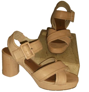 Donald J Pliner Geni Women's Light Pink Leather Platform Strappy Sandals 6-1/2 M - Picture 1 of 5