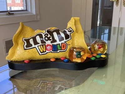 Vintage M&M's Peanut Figurine - Spilled M&M Peanuts Snowglobe Never Displayed - Image 1 of 4