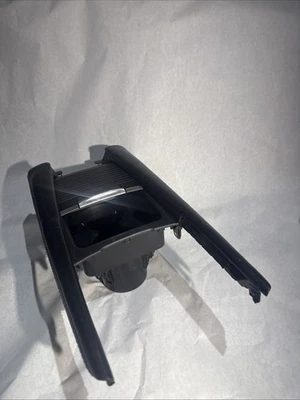 Portavasos Mazda 6 2014-2017 consola central  Foto 1 de 4