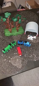 thomas wooden train set of 4 - Picture 1 of 7